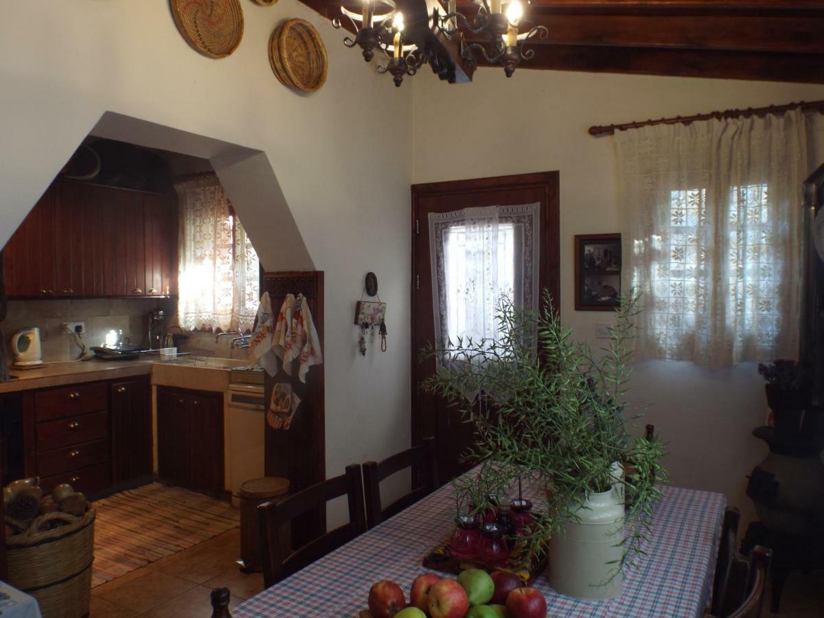 The Pomegranate'S House Villa Ephtagonia Eksteriør billede